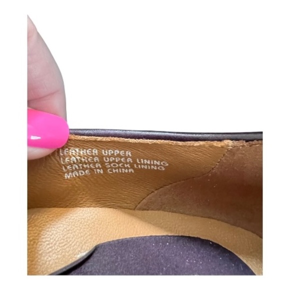 EUC Earthies Zumba blackberry velvet closed toe flats | size 10 - Picture 7 of 7